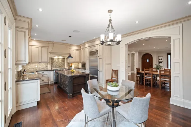 Additional image 20 of 6 Oak Hampton Blvd