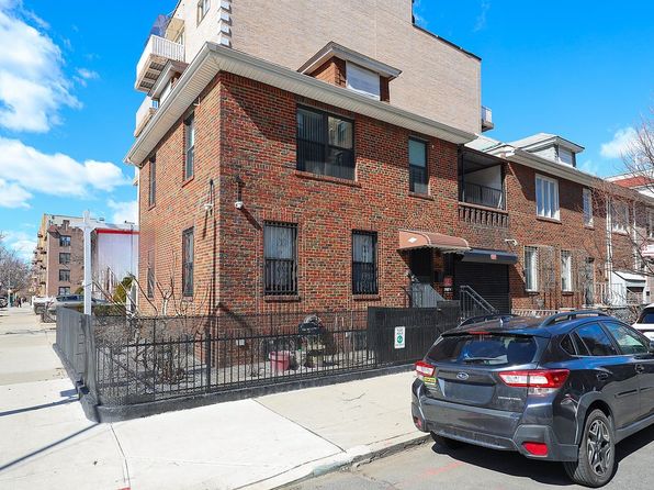 1556 W 1st St, Brooklyn, NY 11223