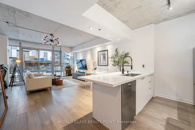 Additional image 5 of 375 King St Unit 705