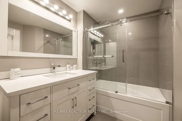 Additional image 22 of 9 Greenbriar Rd Unit 306