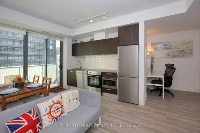 Additional image 14 of 50 Charles St Unit 1011