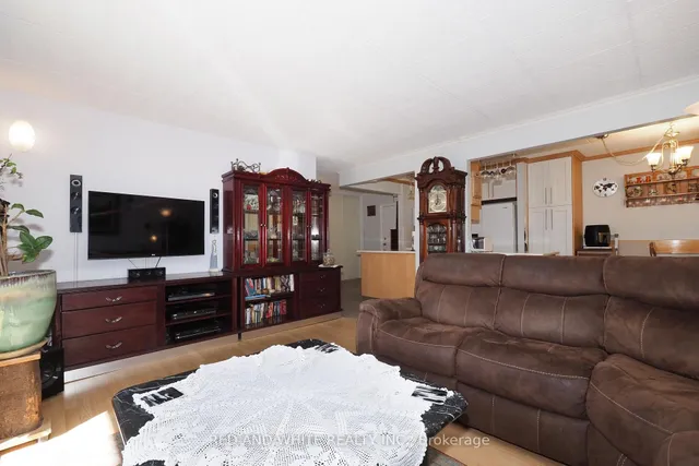 Additional image 13 of 71 Vanier Dr Unit 105