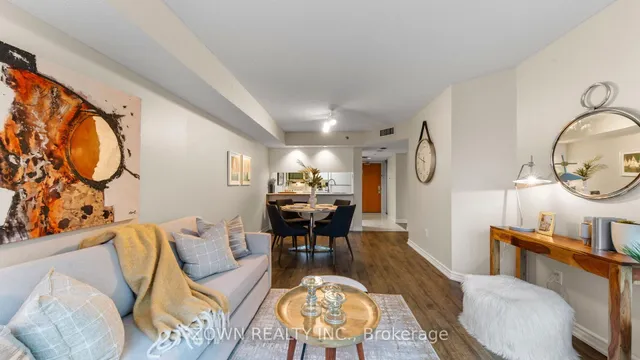 Additional image 17 of 38 Elm St Unit 711