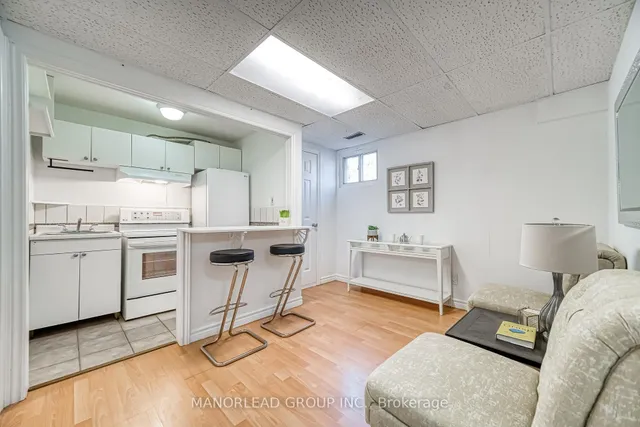 Additional image 31 of 28 Kingslake Rd