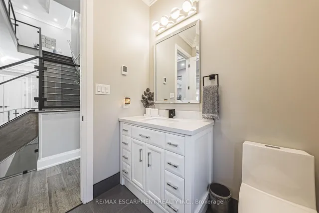 Additional image 46 of 8378 Chippewa Rd