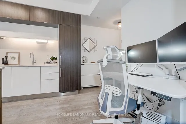 Additional image 3 of 15 Merchants' Wharf N/A Unit 341