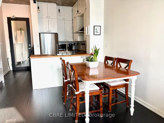 Additional image 3 of 388 Richmond St Unit 1107