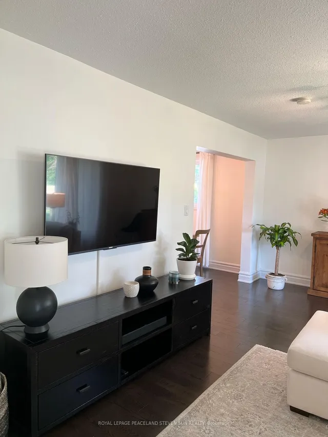 Additional image 7 of 28 Earlton Crt