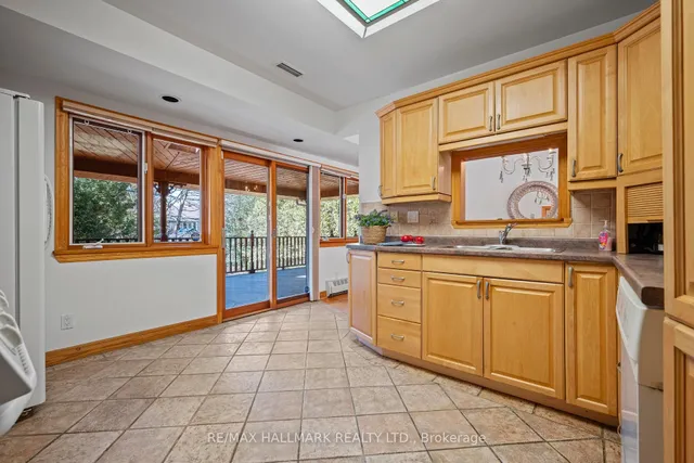 Additional image 15 of 54 Heathfield Dr