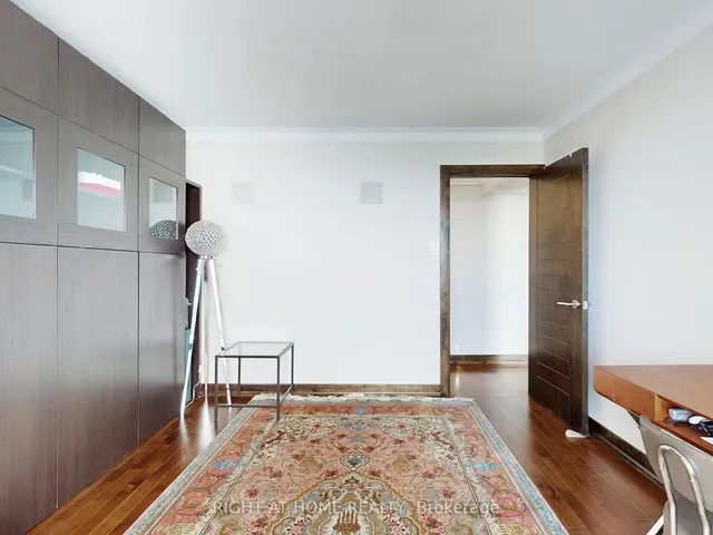 Additional image 27 of 77 Harbour Sq Unit 3408
