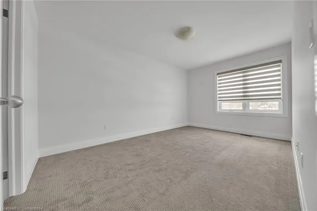 Additional image 12 of 600 Victoria St Unit 18