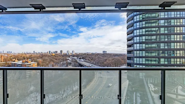 Additional image 31 of 575 Bloor St Unit 803