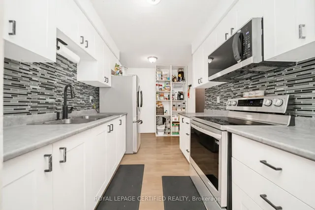 Additional image 11 of 135 Marlee Ave Unit 1703