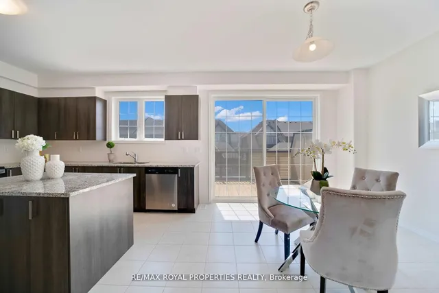 Additional image 12 of 352 Coronation Rd