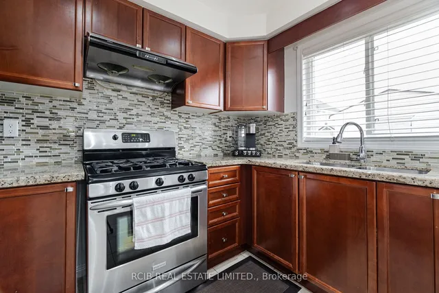 Additional image 15 of 36 Orangegrove Dr