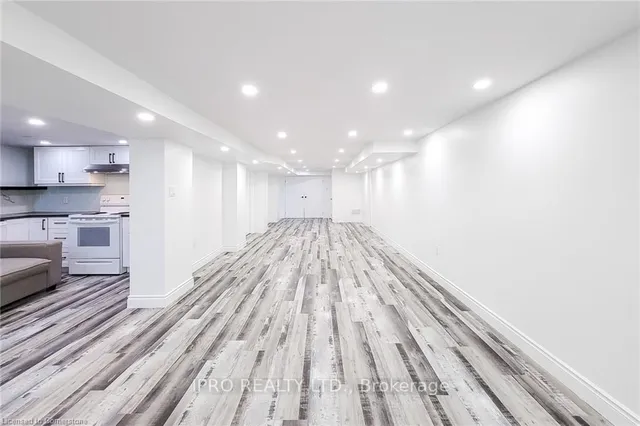 Additional image 29 of 133 Corman Ave