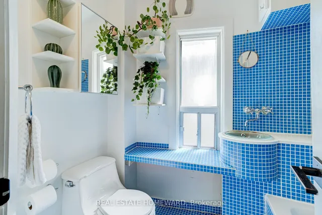 Additional image 25 of 104 Manning Ave