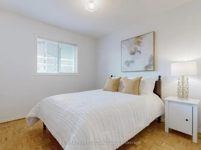 Additional image 17 of 14 Formula Crt