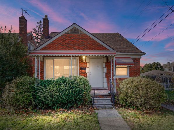 19723 Carrie St, Detroit, MI 48234