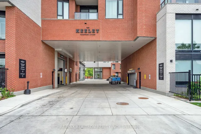 Additional image 22 of 3100 Keele St Unit 525