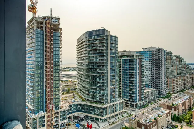 Additional image 28 of 19 Western Battery Rd Unit 1917