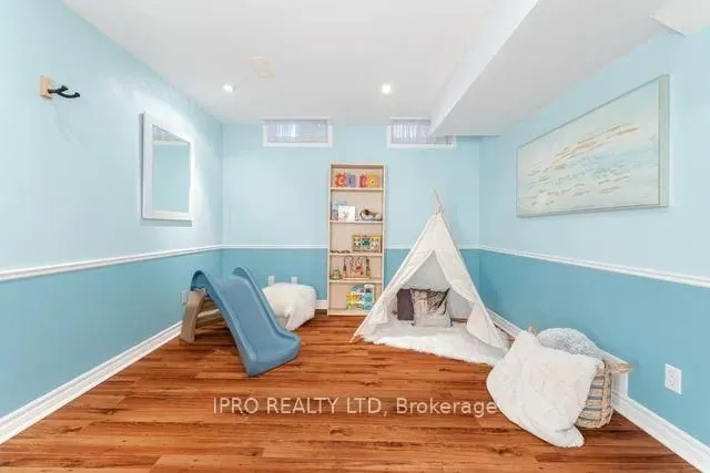 Additional image 33 of 117 Ecclestone Dr