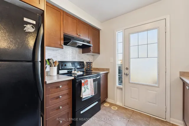 Additional image 23 of 62 Gleave Terr