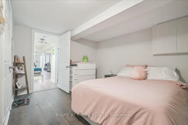 Additional image 34 of 151 Niagara St