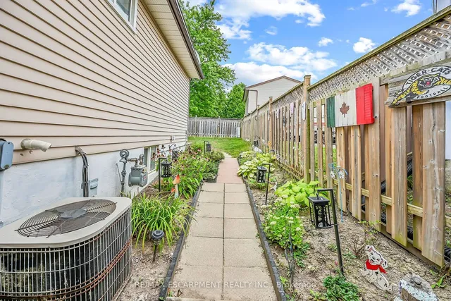 Additional image 33 of 30 Hopewell Cres