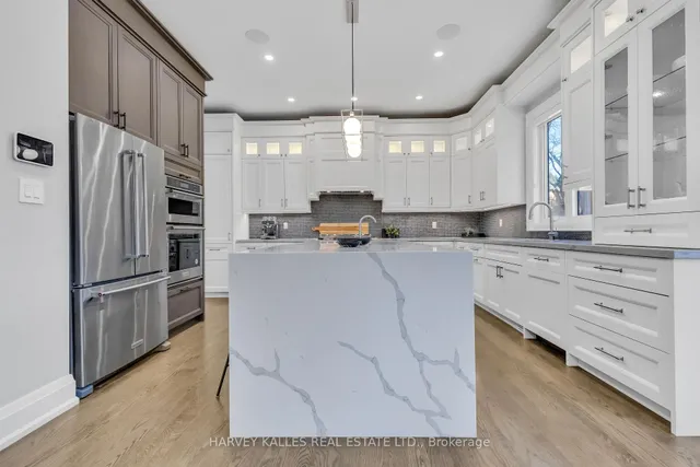 Additional image 34 of 29 Leland Ave