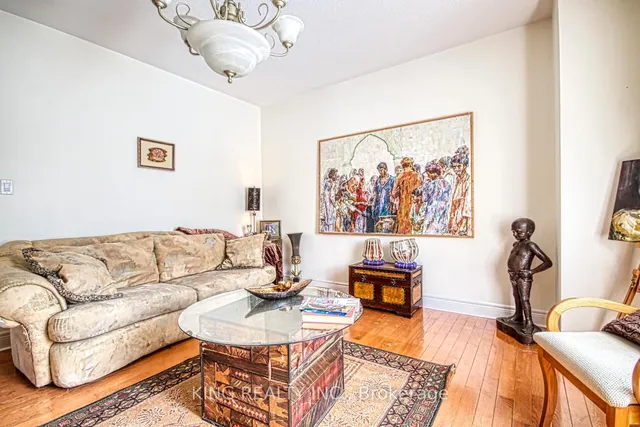 Additional image 5 of 3 Xavier Crt