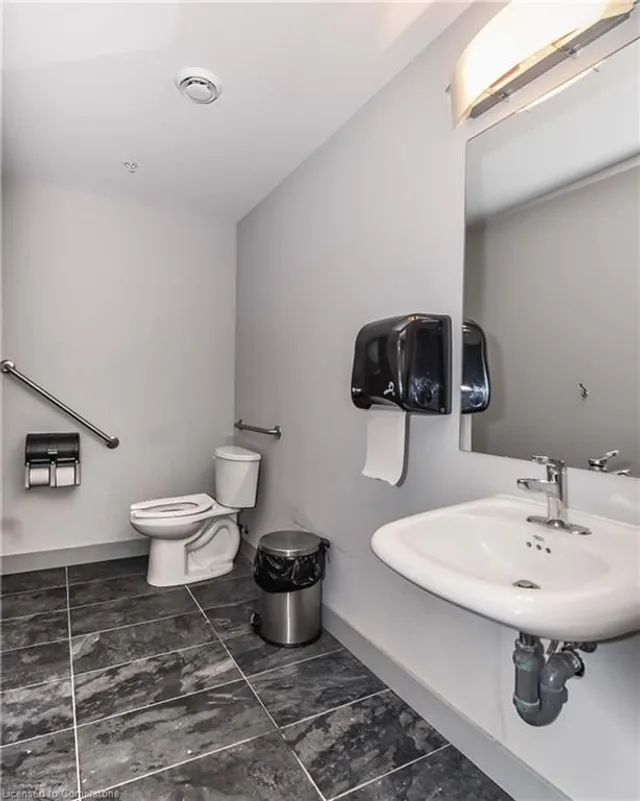 Additional image 30 of 1 Victoria St Unit 1413