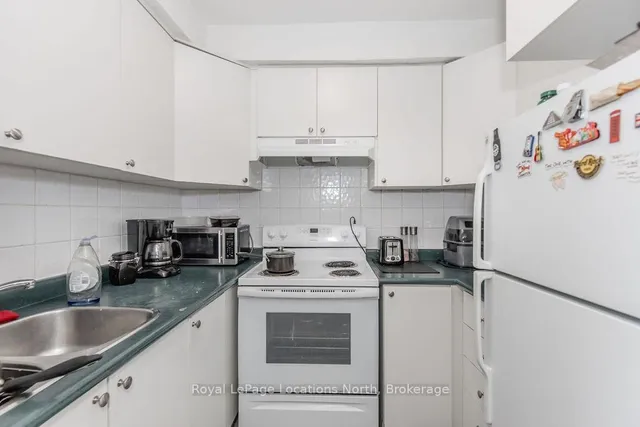 Additional image 12 of 191 Earlscourt Ave