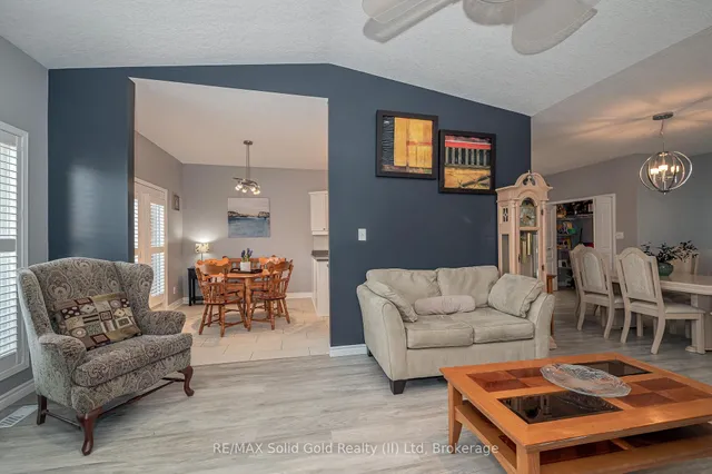 Additional image 7 of 900 Doon Village Rd Unit 12