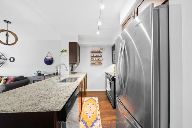 Additional image 11 of 35 Bastion St Unit 825