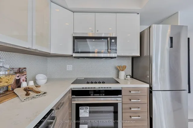 Additional image 32 of 99 Harbour Sq Unit 2002