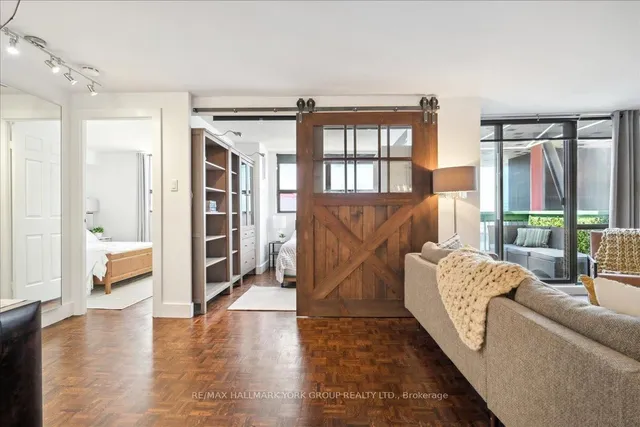 Additional image 21 of 73 Mc Caul St Unit 732