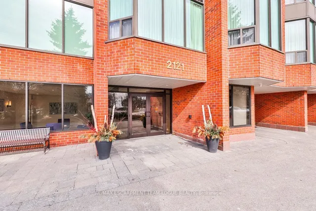 Additional image 4 of 2121 Lakeshore Rd Unit 502