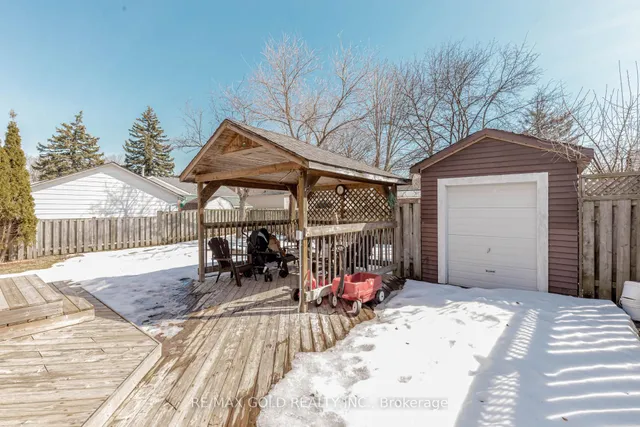 Additional image 30 of 33 Campbell Dr