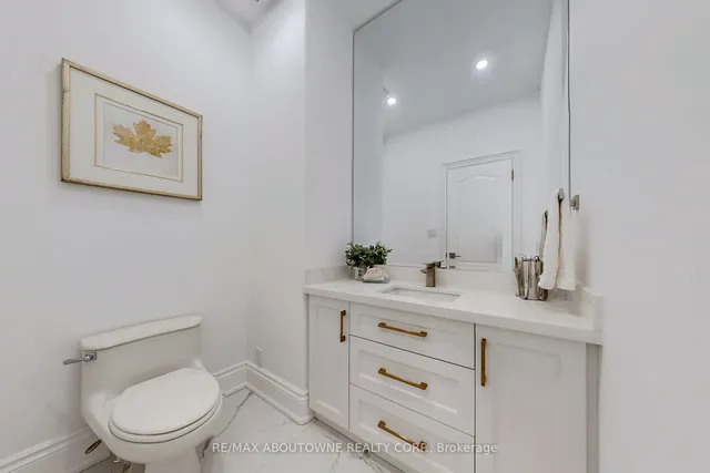 Additional image 25 of 116 Parkwood Crt