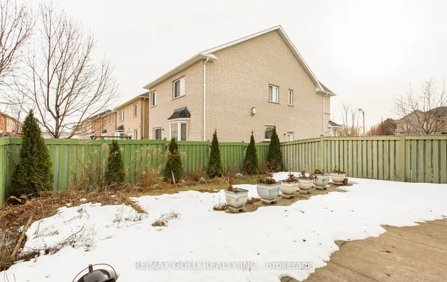 Additional image 32 of 527 Fernforest Dr