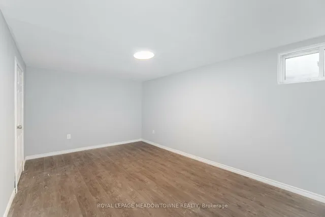 Additional image 40 of 11 Harrisford St Unit 42