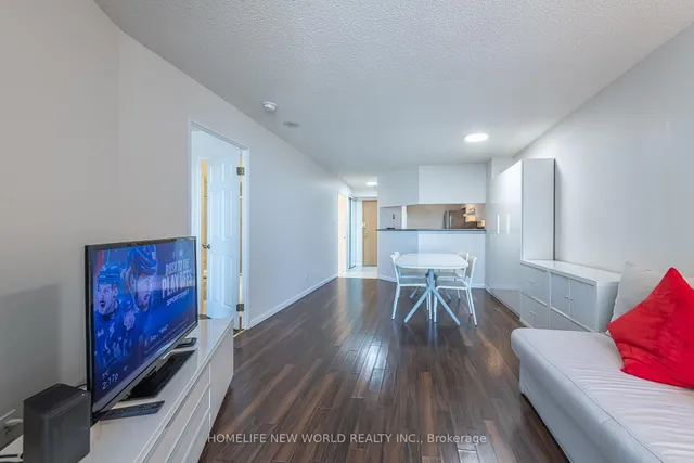 Additional image 27 of 24 Wellesley St Unit 2112