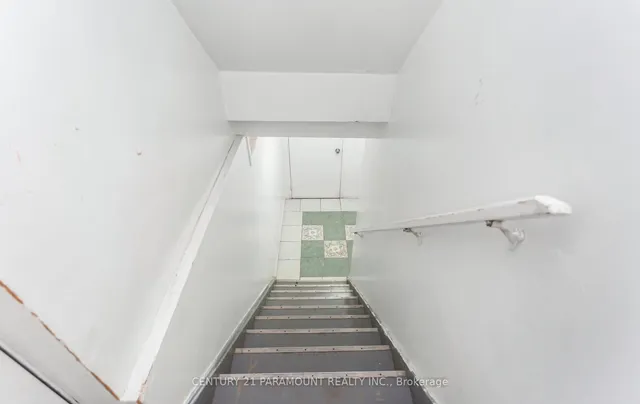 Additional image 30 of 106 Wildberry Cres