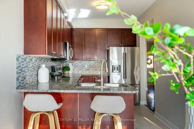 Additional image 11 of 400 Bessborough Dr