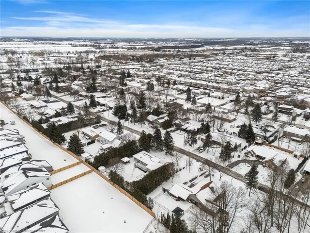 Additional image 39 of 54 Aberdeen Ave