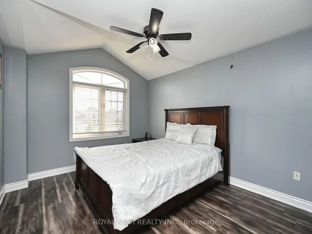 Additional image 27 of 33 Alice Spring Cres