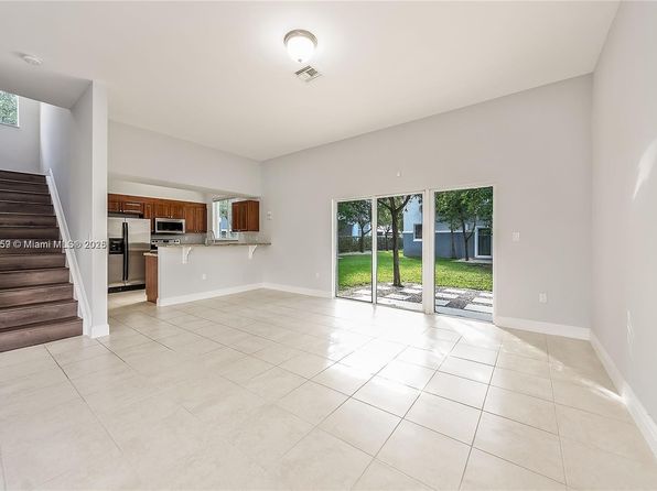 2730 SW 26th St #2730, Miami, FL 33133
