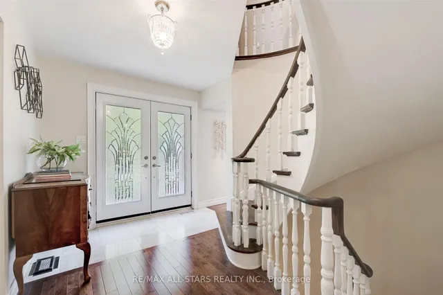 Additional image 4 of 68 Hill Cres
