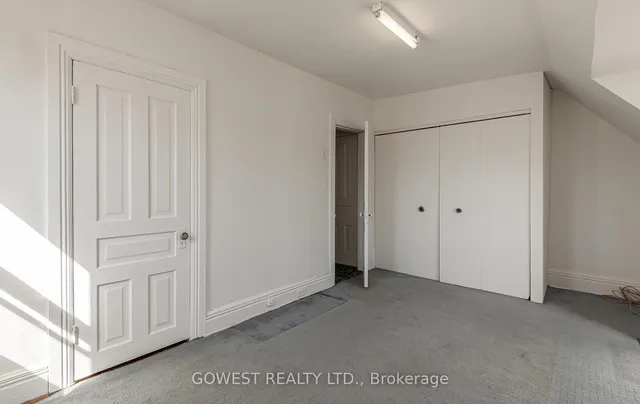 Additional image 32 of 12 Golden Ave